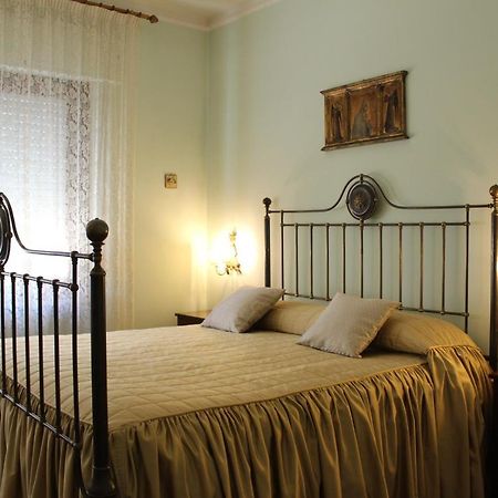Tres Chic Bed and Breakfast Civitanova Marche Exterior foto