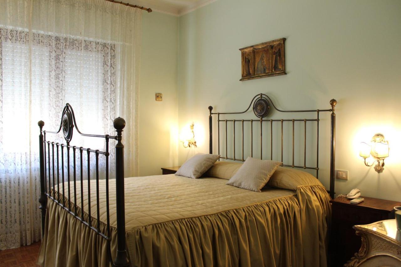 Tres Chic Bed and Breakfast Civitanova Marche Exterior foto