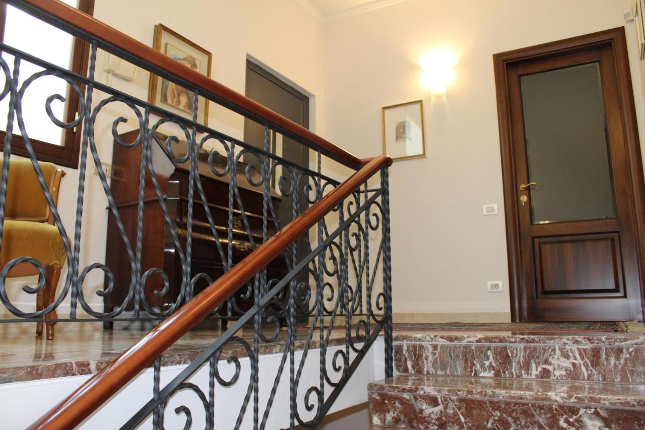 Tres Chic Bed and Breakfast Civitanova Marche Exterior foto